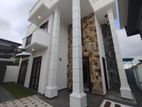 AG(114) Luxurious House for Sale in Piliyandala