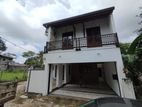 AG(64) Nicely House for Sale in Talawathugoda