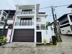 (AH19) Luxury Three Storey Modern House for Sale in Pannipitiya