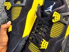 Air Jordan 4 Retro Thunder Sneakers