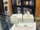 Apple AirPods 4 ANC