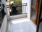 Airecondition 2 Bedrooms Upstairs House For Rent Boralesgamuwa