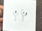 Apple AirPods 4