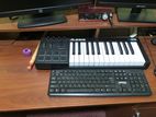 Alesis V25 Midi Keyboard