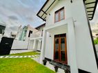 All Ensuite With Nice upstairs Newly Condition House For Sale In Negombo