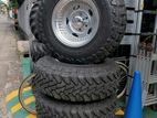 Alloy wheel & Tire 225/85/16