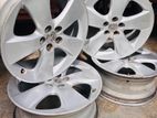 Toyota Prius 3rd Gen 17 Inch Alloy Wheels