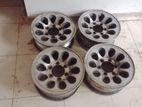 Alloy wheels L200