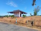 අළුත්ගම වැලිපැන්නෙන් අගනා බිම්කොටස්