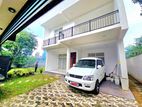 Almost Brand New Luxury Three Story House for Sale Ratmalan