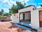 Almost New 3 Bedrooms House for sale in Piliyandala kesbewa