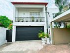 Almost New Luxury House for Sale in Battaramulla