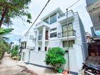 Almost New Luxury House for sale in Kottawa Siddamulla