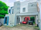 Almost New Modern House for Sale in Piliyandala