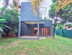 Almost New Modern House for Sale in Piliyandala Kahathuduwa