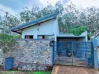Almost New solid House for sale in Piliyandala Kahathuduwa