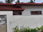 Almost new super house in piliyandala 162 road near