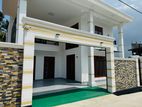 අලුතින් ඉදි වු නිවසක් විකිණීමට Piliyandala Near City