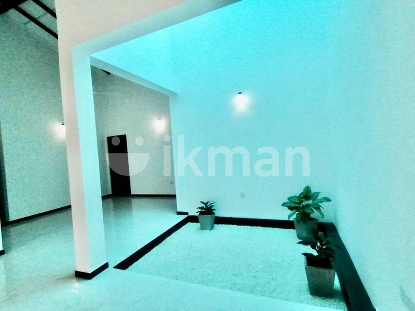 අලුතින් ඉදිකල තනිමහල් නව නිවසක් විකිණීමට Piliyandala ikman