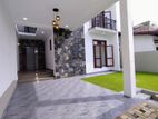 අලුතින්ම ඉදිකරන ලද වටිනා දෙමහල් නිවසක් කොට්ටාව මත්තෙගොඩින් විකිනීමට(i29)