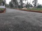 අලව්ව නගරයට යාබදව ඉඩමක්