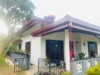 අමානෝ වැහිපීලි- Gutter Fixing - Nittabuwa
