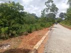 අම්බලන්ගොඩ නගරයට ලගින් ඉඩමක්