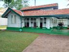 An Old-Fashioned House for Rent at Mount Lavinia (MRe 465)