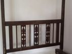 Antique Bed Viyan