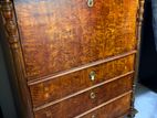 antique draw coupbord