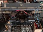 Antique Royal Typewriter