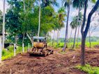 අනුරාධපුර වෙල් යායකට මුහුණලා සින්නක්කර ඉඩමක්