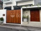 Apartment For Rent in Unity Place Kollupity Colombo.03