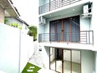 Apartment for Rent in Upscale Area Thalangama, Battaramulla