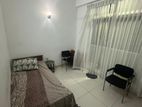 Apartment Room for Rent in Colombo 4