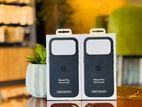 Apple 17 Pro Magnetic Cover