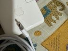 Apple Macbook 61W USB-C Power Adapter