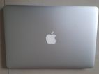 Apple Air i5 120GB NVME HDD 4 GB RAM