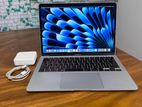 Apple Air i5 8GB 512GB