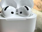 Apple AirPods 4 ANC