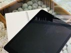 Apple ipad (Used)