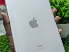 Apple iPad 5 Gen 64GB (Used)
