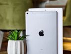 Apple iPad 5th Gen ( Wi-Fi )