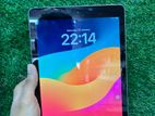 Apple ipad 6th Generation (Used)