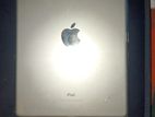 Apple ipad 9.7inch 2017 (Used)