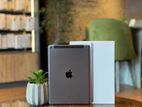 Apple iPad 9th Gen ( Wi-Fi + Cellular )