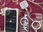 Apple iPhone 13 (Used)