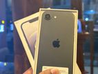 Apple iPhone 16e 128 GB (Used)