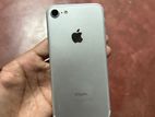 Apple iPhone 7 128GB (Used)