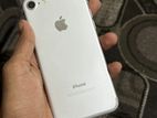 Apple iPhone 7 128GB (Used)